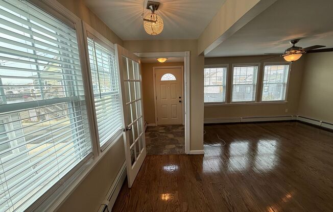 Mint 2 Bed/2 Bath Single-Family Home in Howard Beach!