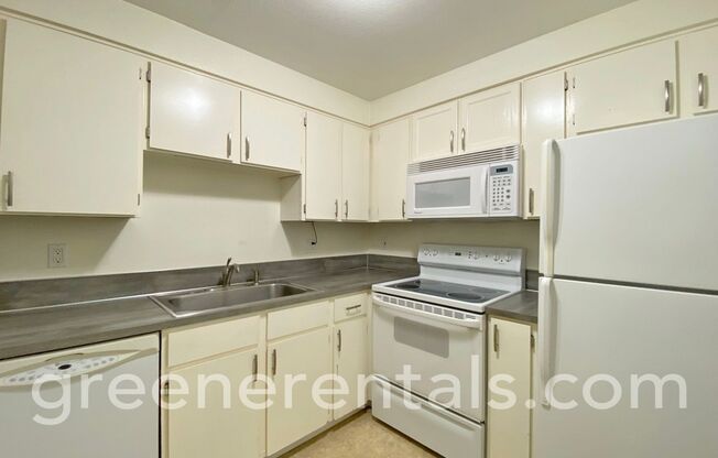 2 beds, 1 bath, 850 sqft, $1,850, Unit A