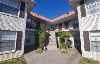 650 Ave J NW Unit 202