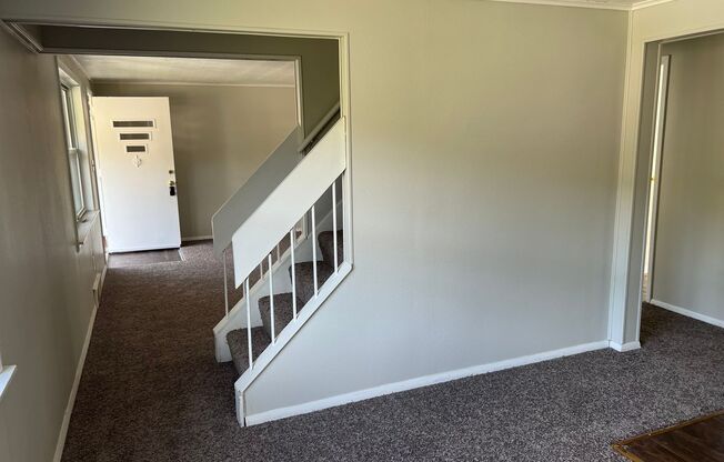 NEWLY RENOVATED 3bd 2ba home in Penn Hills!!