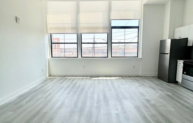 2 beds, 1 bath, 812 sqft, $1,400, Unit Unit 44