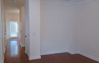 2310 Elliot Ave #501