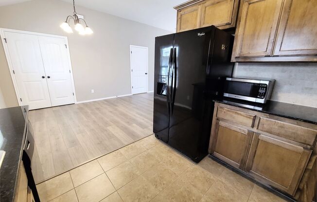 3 beds, 2 baths, $1,495