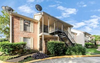 Enjoy This Beautiful 2-Bedroom Loft Today!