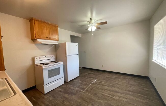 2 beds, 1 bath, $1,329