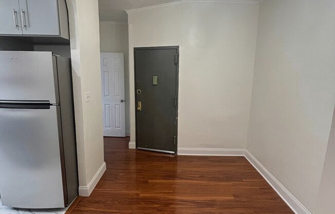 309 E 91 ST