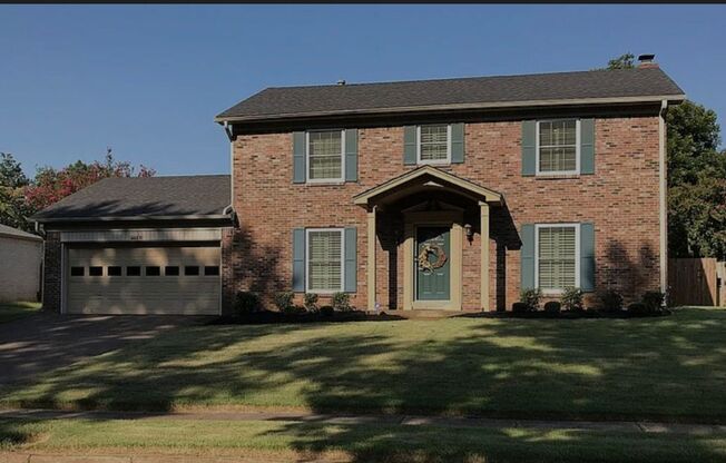Spacious 4 bedroom, 2.5 bath home for lease.