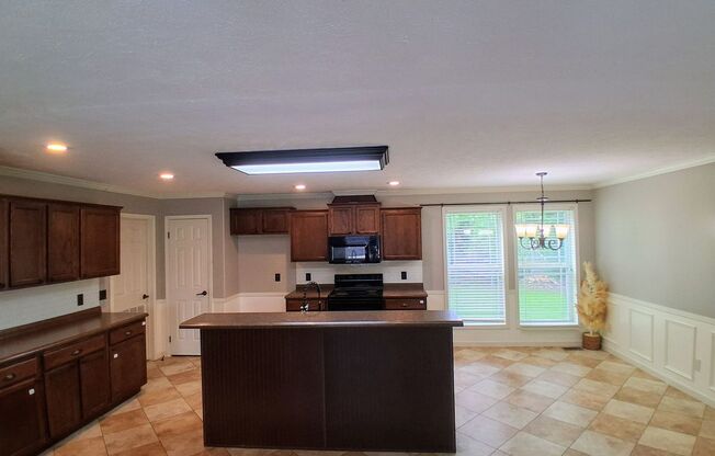 Charming 3 Bedroom, 2 Bath Home in Ohatchee, AL