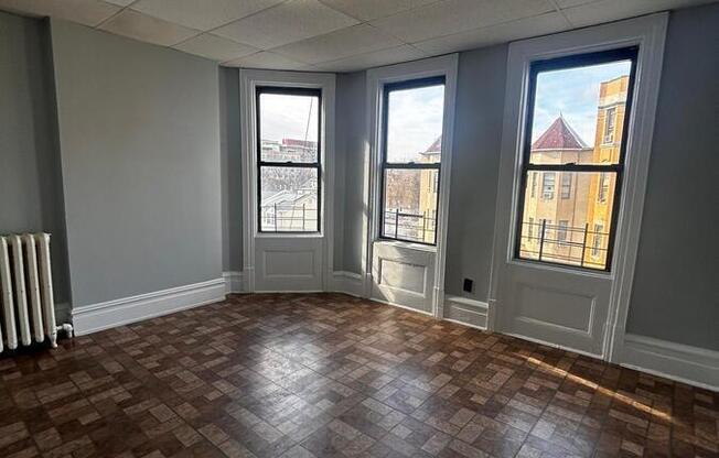 176 PALISADE AVE