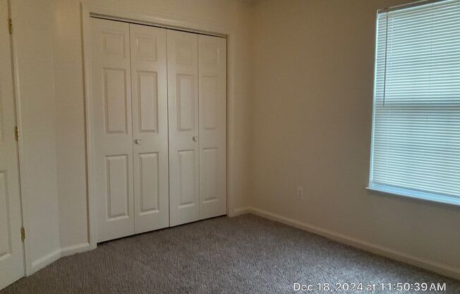 2 beds, 1.5 baths, 950 sqft, $1,295, Unit 05612