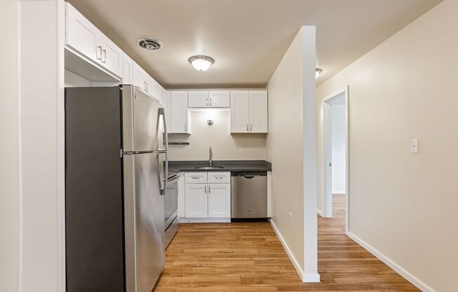 1 bed, 1 bath, 650 sqft, $1,695, Unit 8