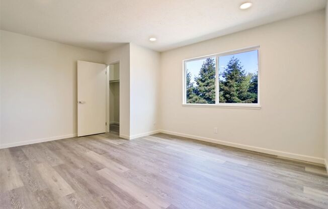 1 bed, 1 bath, 650 sqft, $2,575, Unit 12