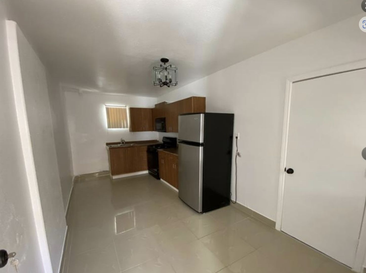 STUDIO NEAR AIRPORT, STRIP AND UNLV