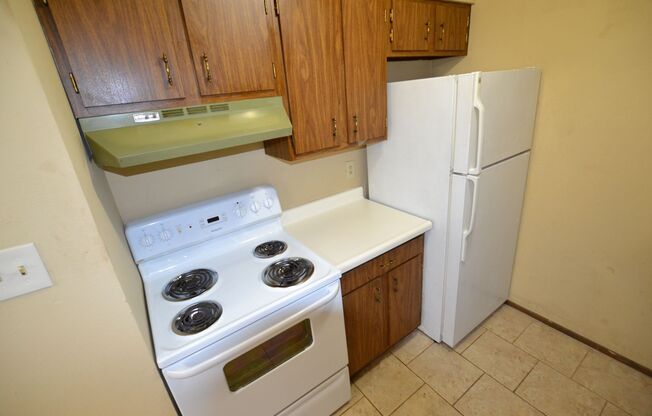 1 bed, 1 bath, $595