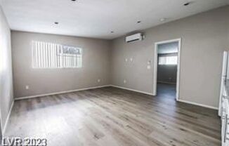 1 bed, 1 bath, $950, Unit #9