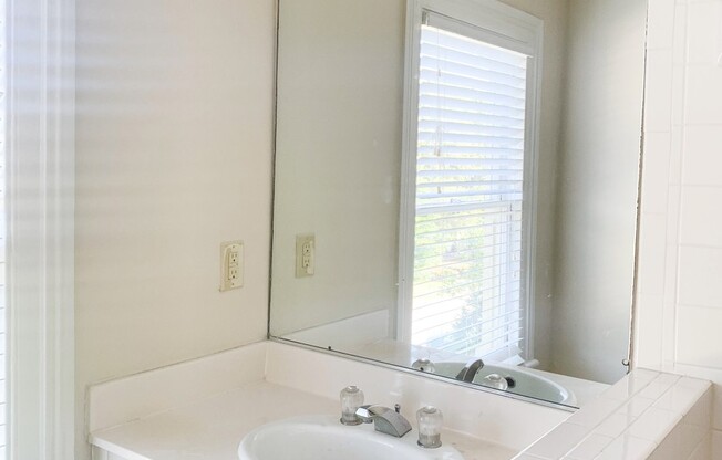 1 bed, 1 bath, 476 sqft, $845, Unit 314-F