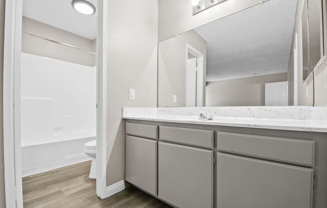 2 beds, 2 baths, 840 sqft, $1,750, Unit 210