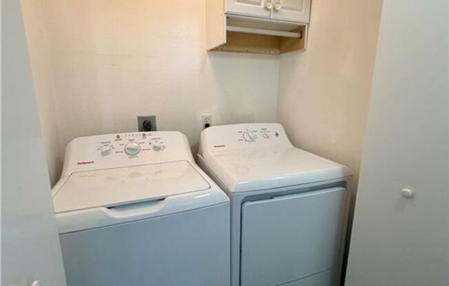 2 beds, 2 baths, $1,330, Unit # 724