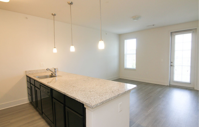 1 bed, 1 bath, 826 sqft, $1,349