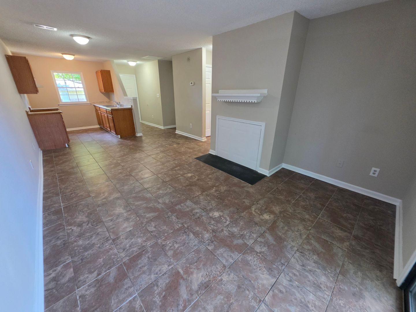 Clean 2BR/2BA Townhome in Garner Near White Oak & I-40