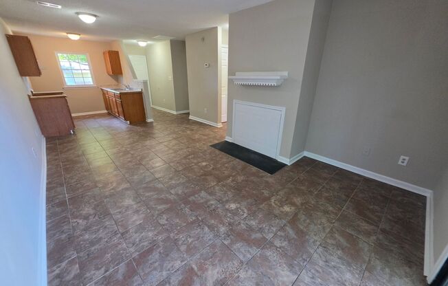 Clean 2BR/2BA Townhome in Garner Near White Oak & I-40