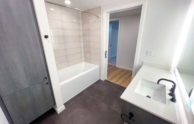 2 beds, 2 baths, 1,140 sqft, $6,195, Unit 324