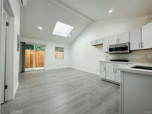 Studio, 1 bath, 400 sqft, $1,975