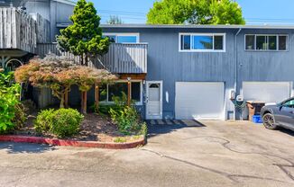 3 beds, 3 baths, $2,250