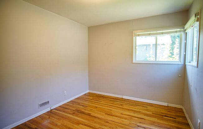 2 beds, 1 bath, $1,665