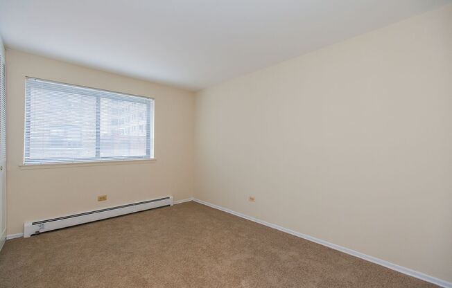 1 bed, 1 bath, 700 sqft, $1,725, Unit 220