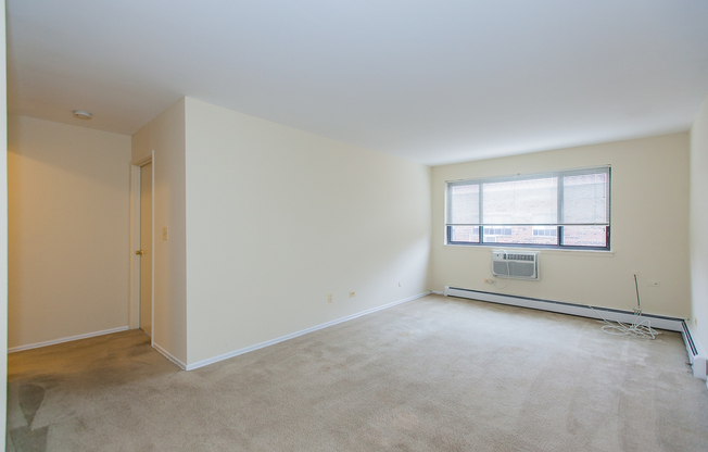 1 bed, 1 bath, 600 sqft, $1,895, Unit 526