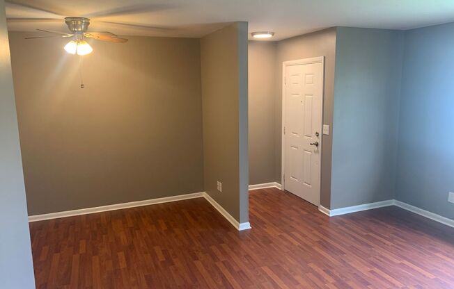 Cute 3 Bedroom 1.5 Bath duplex in Southwest Cape Coral