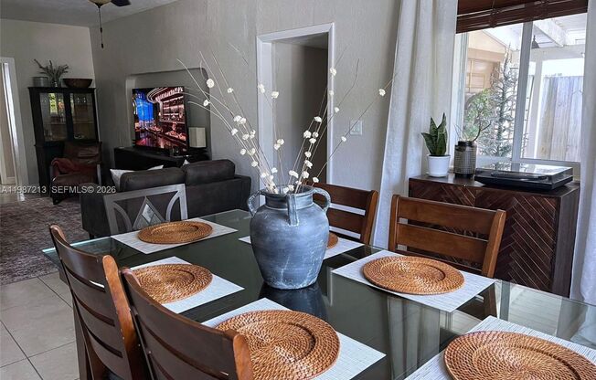 2040 NE 183RD ST #2040 NORTH MIAMI BEACH, FL 33179