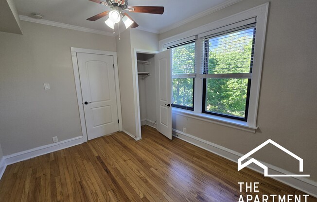 716 Reba Pl