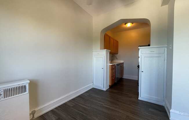 Additional Storage Space Near Kitchen at 1033 W Loyola, Chicago, IL