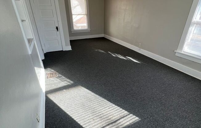 Duplex at 1527 SW Mulvane St