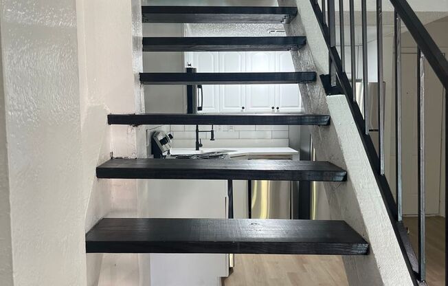 Studio, 1 bath, 510 sqft, $1,125, Unit 223