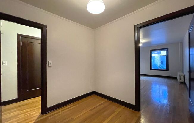 Studio, 1 bath, 330 sqft, $1,525, Unit 107