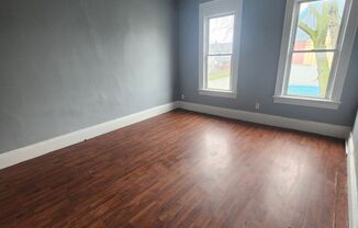 2 beds, 1 bath, $850