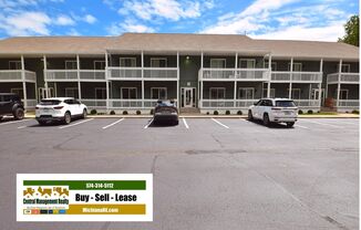 Freshly remodeled Condo at Legacy Landings 2 bedroom/2 baths