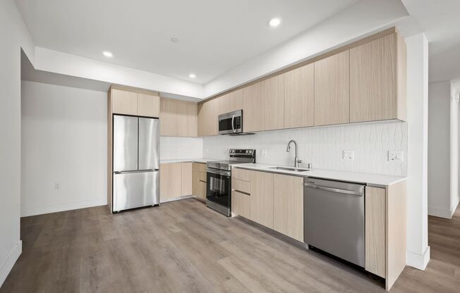 4 beds, 4 baths, 1,200 sqft, $4,484, Unit 210