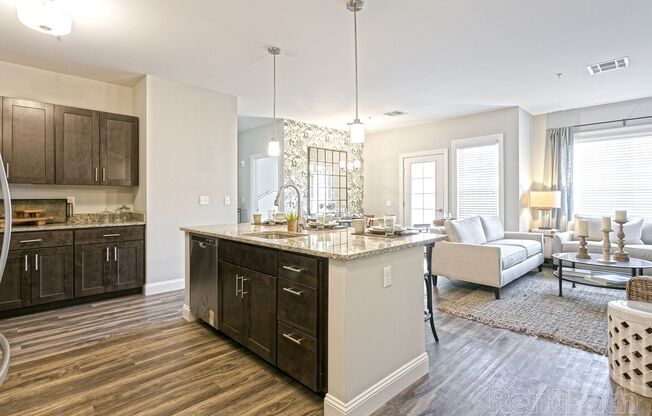 1 bed, 1 bath, 775 sqft, $2,325, Unit 6104