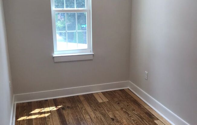 2 beds, 1.5 baths, $2,800