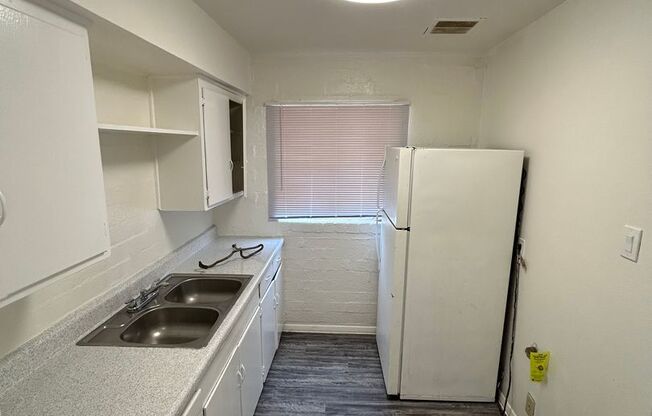 2 bedroom with AC