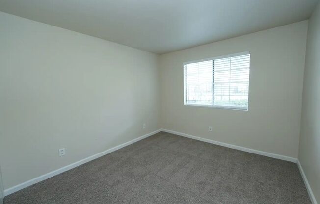 Woodcreek Senior Commons