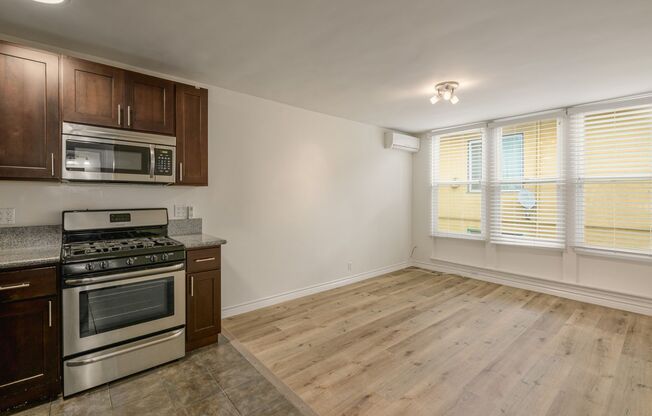 1 bed, 1 bath, 500 sqft, $1,995, Unit 201