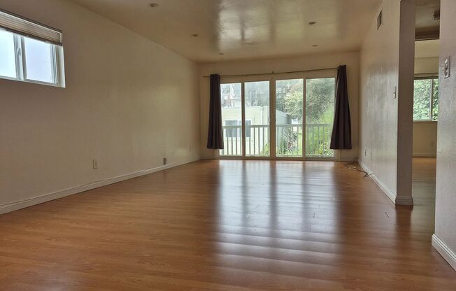 FOR RENT: Updated 2 Bedroom Unit in Prime Daly City Location