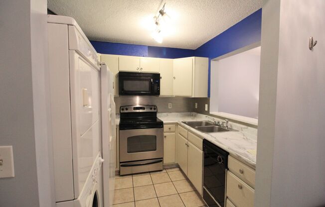 2 beds, 2 baths, $750