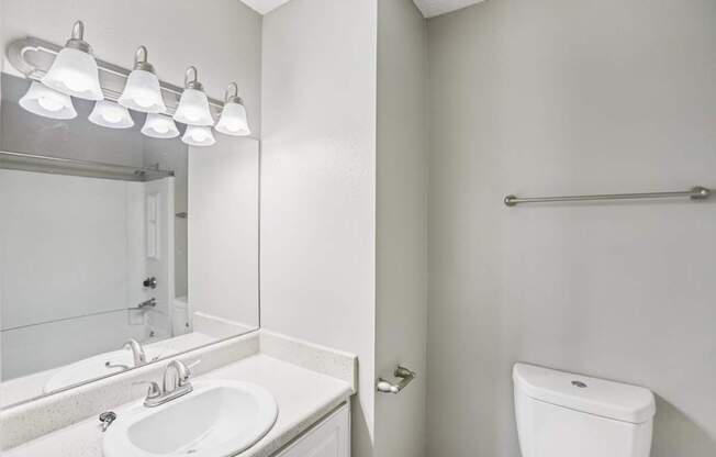 Standford Village Apartments in Norcross, GA Bathroom