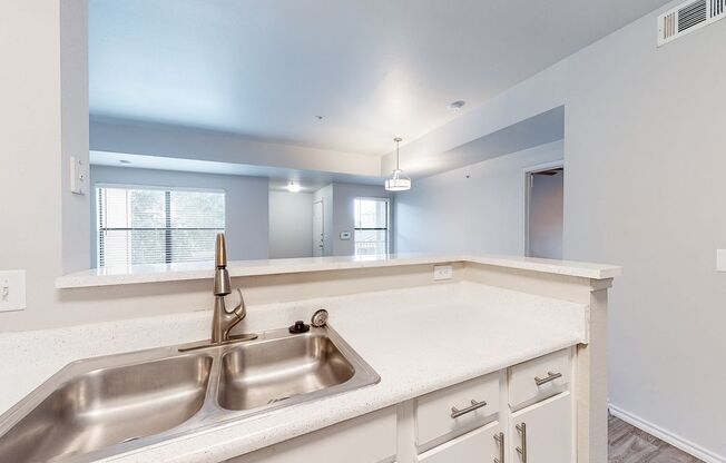 3 beds, 2 baths, 1,150 sqft, $1,438
